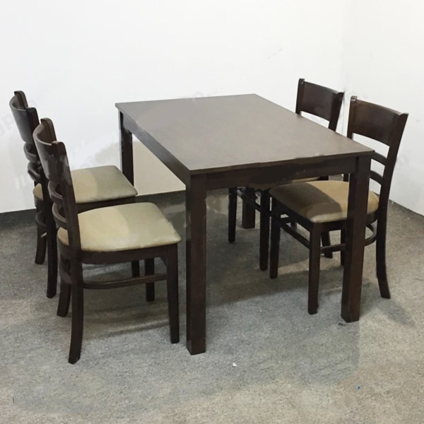 Bàn ăn cabin 4 chỗ màu nâu
