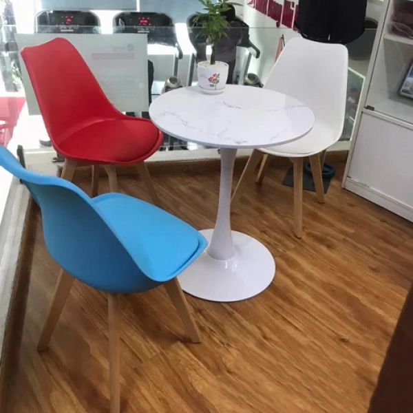 Bàn tulip mặt đá sang trọng hiện đại- Mã: T117D