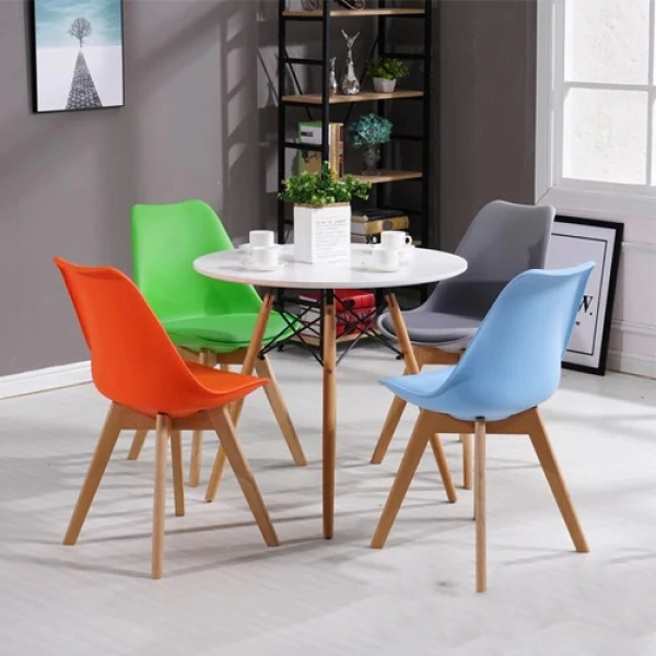 Bộ bàn ăn, cafe hiện đại 4 ghế ngồi gồm bàn tròn T104 và ghế eames lót nệm 205