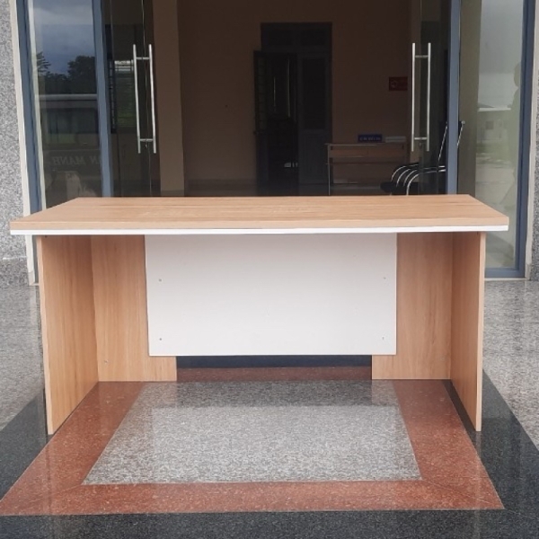 Bàn Giám Đốc Gỗ MDF Sang Trọng Đa Năng – BGĐ68