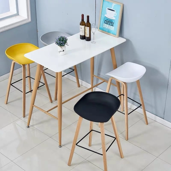 Ghế quầy bar hay stool lưng nhựa chân gỗ nhập khẩu- Mã 403A