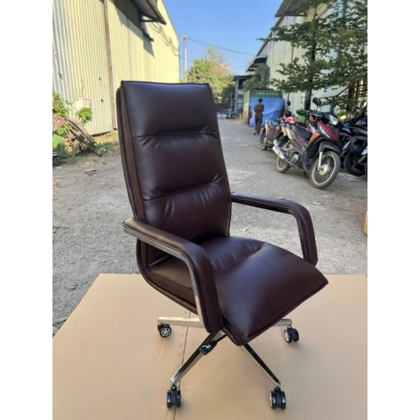 Ghế Giám Đốc Da Cao Cấp Có Tay Vịn – GGD67