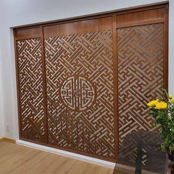 Vách ngăn bàn thờ chữ vạn - VNB100